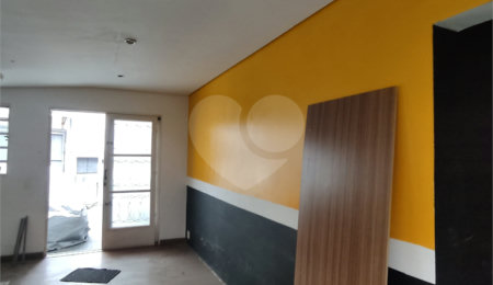 Sobrado à venda ou para alugar com 2 quartos, sendo 1 suíte, em Parada Inglesa, São Paulo, SP