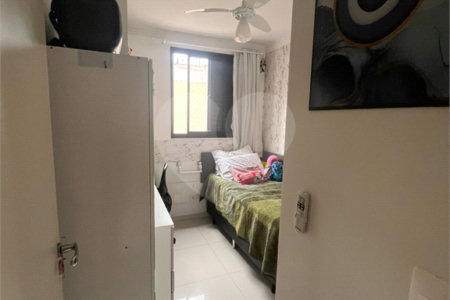 Apartamento á venda no Tatuapé com 79m², 3 quartos e 1 vaga AceitaPermuta