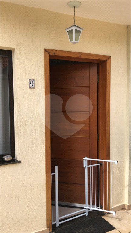 Casa à venda com 3 quartos, sendo 1 suíte,  no condomínio Felipe, São Paulo - SP