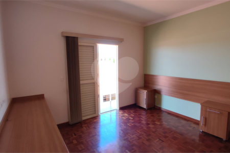 Casa à Venda de 5 dormitórios em São Carlos, no Residencial Eldorado