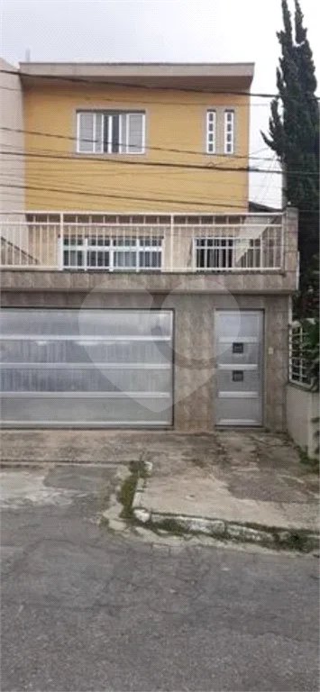 Sobrado para à venda com 180m² - Jaraguá.