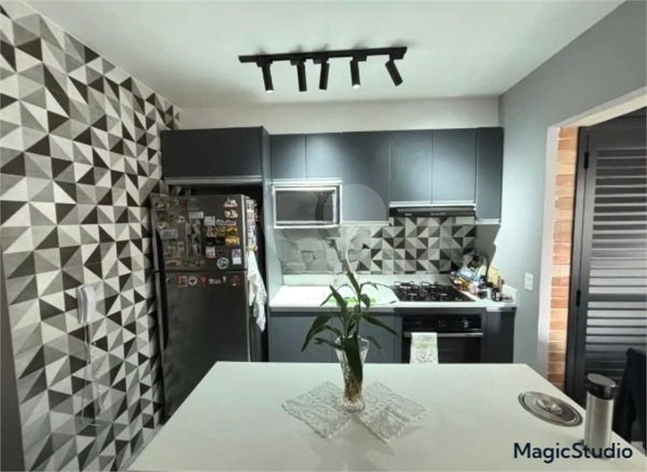 Apartamento com 57m², 2 dormitórios, sendo 1 suíte, 1 vaga, à venda no Brás.