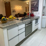 Apartamento à venda com 2 quartos, sendo 1 suíte,  em Riviera de São Lourenço, Bertioga, SP