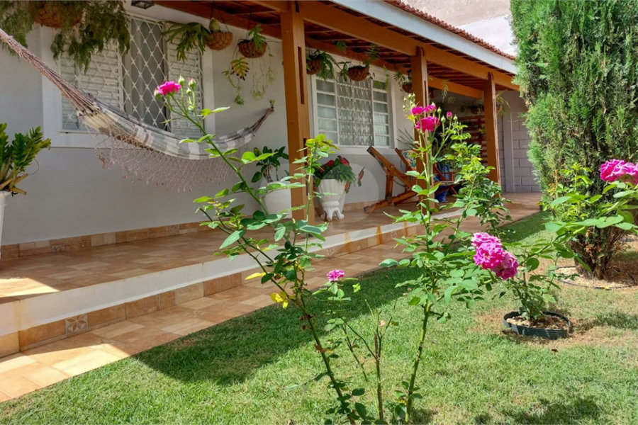 Casa para venda e locação em São Pedro no Bairro Recanto das Águas