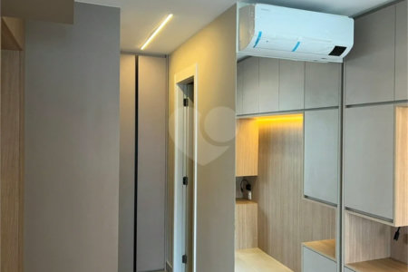 Apartamento mobiliado com 44 m2, 1 dormitório e 1 vaga a venda nos Jardins