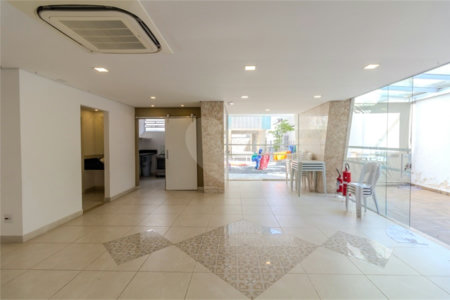 APARTAMENTO À VENDA NO PARAÍSO, 115m2, AMPLO, 2 QUARTOS