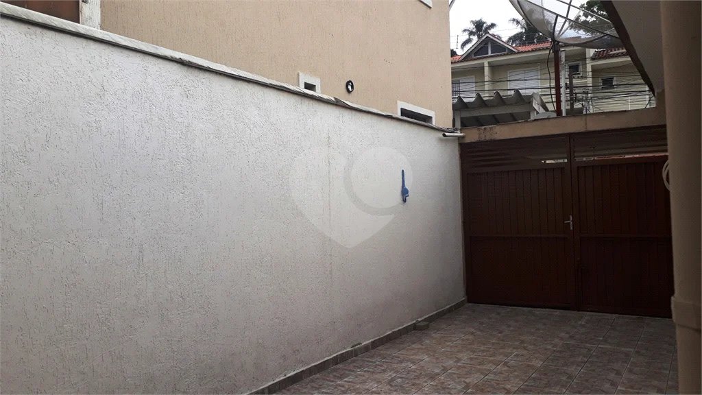 Casa totalmente térrea com 215 m² de área total