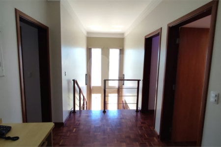 Casa à Venda de 5 dormitórios em São Carlos, no Residencial Eldorado