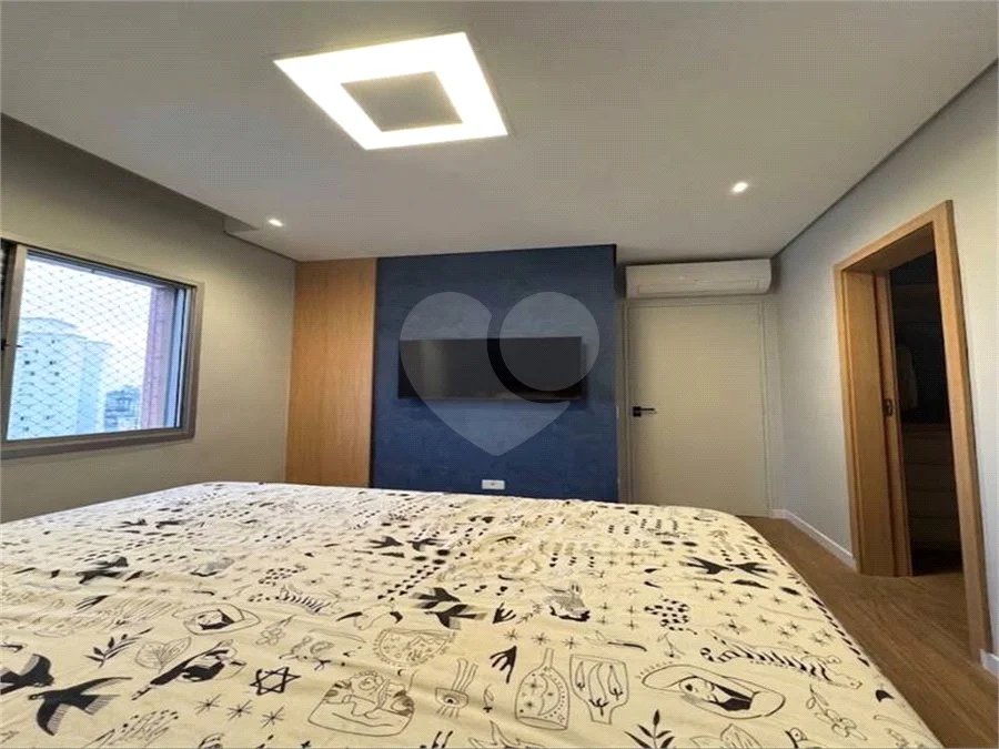 Apartamento Recém reformado e mobiliado a venda em Vila Mariana