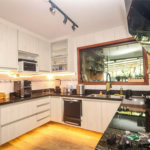 Sobrado à venda com 5 quartos, sendo 1 suíte, em Vila Sônia, São Paulo, SP