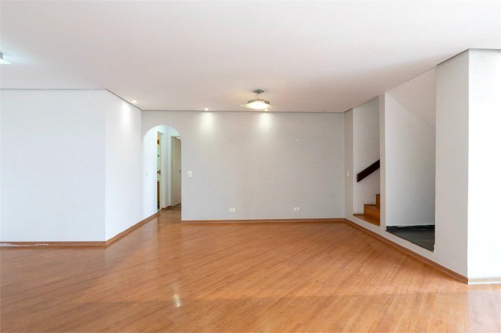 Cobertura à venda com 3 quartos, sendo 2 suítes, em Vila Progredior, São Paulo, SP