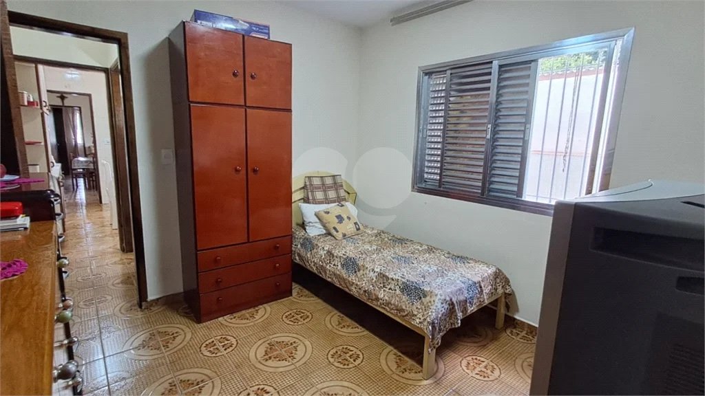 Casa Assobradada à venda | 209 m² | 3 dormitórios | Edícula | 3 vagas na Parada Inglesa!