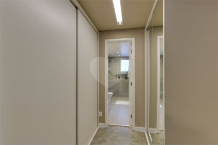 Apartamento Duplex com 3 quartos á venda em Alto da Boa Vista, São Paulo - SP