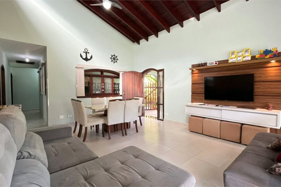Casa à venda com 3 quartos, sendo 1 suíte,  em Riviera de São Lourenço, Bertioga, SP
