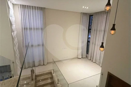 Casa de Alto Padrão à Venda – Condomínio Terra Magna | Indaiatuba/SP - Sofisticação, conforto e funcionalidade. Este magnífico sobrado possui 300 m² de área construída em um terreno de 420 m², com ambientes amplos, integrados e acabamentos de alto padrão. Destaques do imóvel - 4 dormitórios, sendo 3