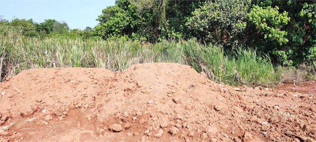 Terreno em Atibaia com 4.800 metros, pronto para construir, topografia plana, aceita financiamento