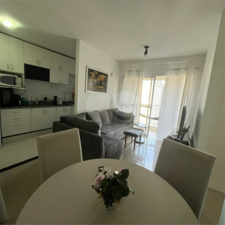 Apartamento mobiliado com 2 dormitórios e vaga na Vila Mariana