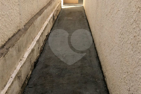 Casa térrea para venda no condomínio fechado Moradas III