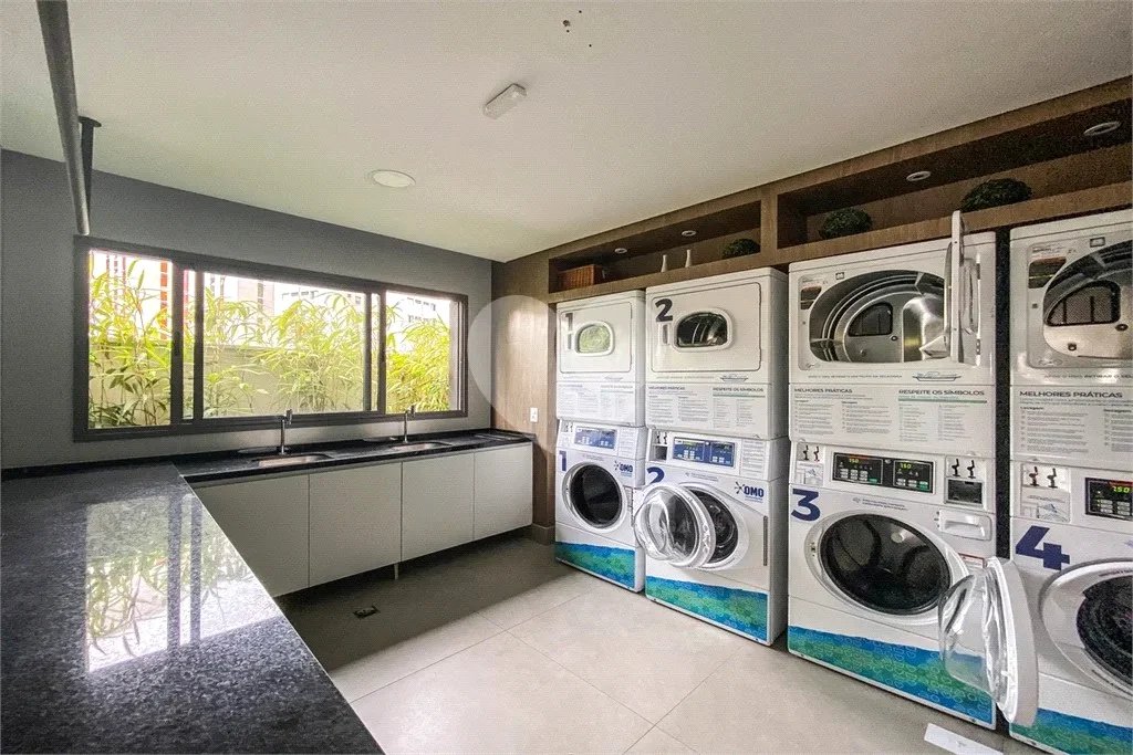 Apartamento à venda na Vila Mariana. Localização espetacular!