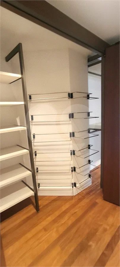 Apartamento à venda no Jardim América 2 Suítes e 3 vagas - 157 m²
