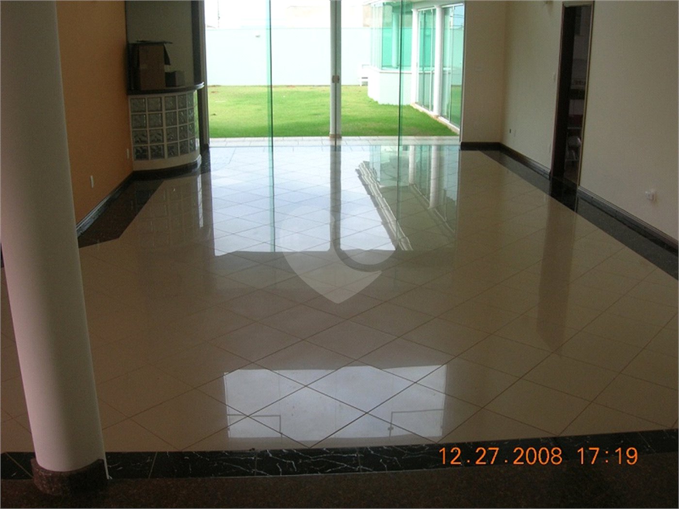 Casa no Condomínio Damha I