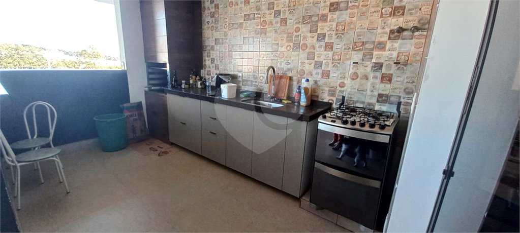Luxuoso Sobrado com 4 Suítes