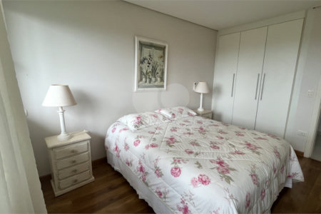 Casa a Venda no Condomínio Porto Atibaia com 4 dormitórios