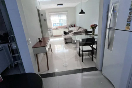 Casa à venda com 2 quartos, sendo 1 suíte, no condomínio Cond Villa D'este, São Paulo - SP