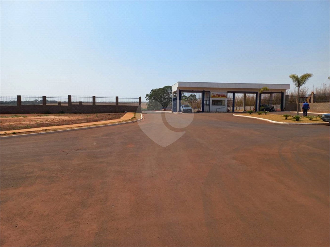 Terreno para venda, dispondo de 251,00 m² .