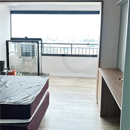 Studio com 28m², mobiliado e com móveis planejados na região do Sacomã em São Paulo - SP.