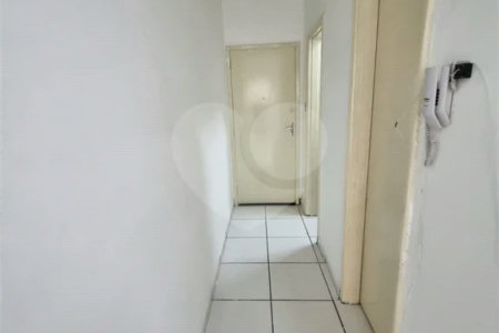 Stúdio na Barra Funda à venda.
