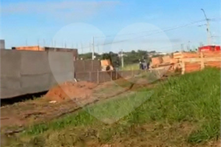 Terreno para venda com 200 metros quadrados em Olímpia SP