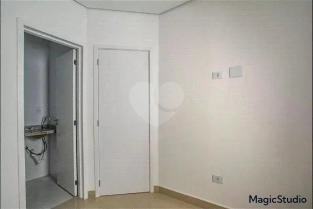 Apartamento com 2 dormitórios , sendo 1 suíte , 1 vaga , á venda na Vila Humaitá em Santo André.