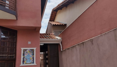 Sobrado à venda com 3 quartos, sendo 1 suíte, em Parque Ipê, São Paulo, SP