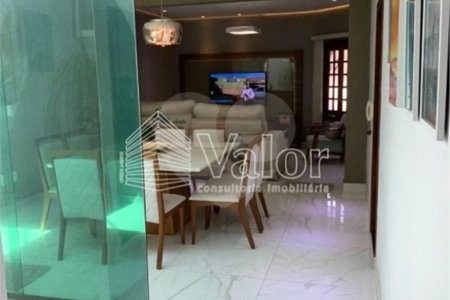 Casa térrea para venda no Parque Paraiso