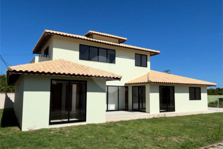 Casa de Alto Padrão á Venda em Manguinhos/Rasa – Armação dos Búzios!