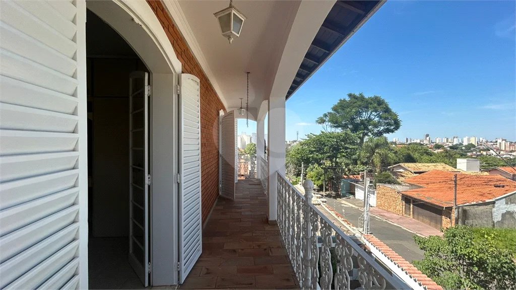 Venda Casa com 4 Dormitórios no Parque Santa Cecília