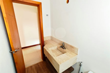 Exclusividade e Sofisticação no Swiss Park: O Sobrado Perfeito em São Carlos, com, 3 suites,2 salas, área Gourmet, persianas blackout automatizadas.