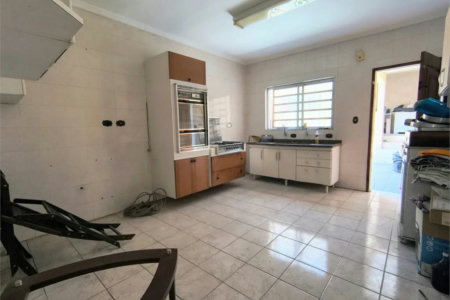 Sobrado à venda com 3 quartos, sendo 1 suíte, em Vila Polopoli, São Paulo - SP