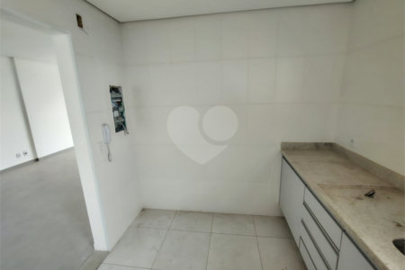 Apartamento com condomínio de clube 3 Dormitórios e 1 Suíte