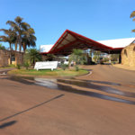 Casa no condomínio Damha I.