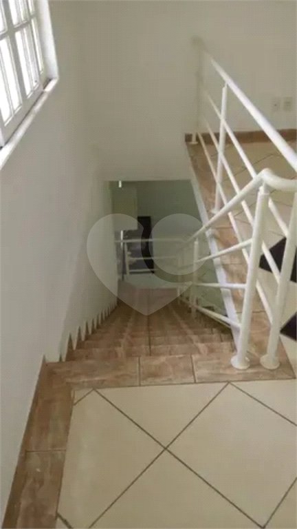 CASA A VENDA COM 141M², 3 DORMITORIOS, 1 SUITE, 2 VAGAS - JARDIM DAS INDUSTRIAS - SÃO JOSÉ DOS CAMPO