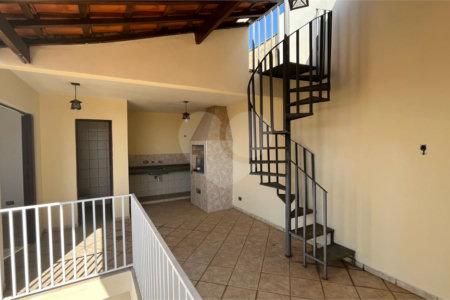 Casa à venda no Alvinópolis com 4 Quartos com 153,67m² Área Construída