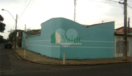 Casa à venda com 4 quartos em Jardim Beatriz, São Carlos, SP