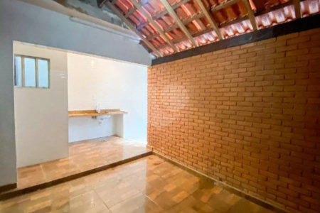 Sobrado com 400m² , 3 dormitórios , sendo 2 suítes , 3 vagas , à venda no centro de Santo André.
