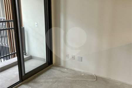 Studio novo no Paraíso á venda com 21m²