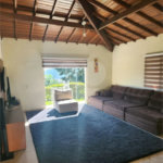 CASA EM CONDOMÍNIO FECHADO COM 220M² Área Construída e 1500m² de Area Total com 4 Suítes. Cond Village de Atibaia - Atibaia -Sp