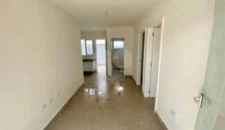 Casa à venda com 2 quartos, sendo 1 suíte,  no Centro, Bertioga, SP