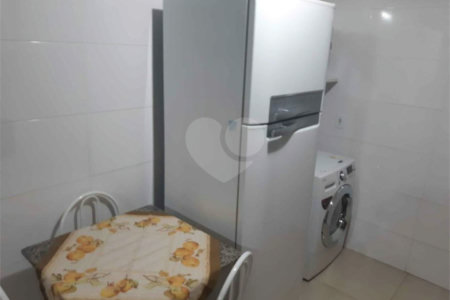 Apartamento no Condomínio Mont Azul.
