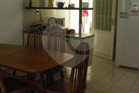 Sobrado Isolado à venda na Saúde- 160 m2 - 3 Suites/2 Vagas na garagem
